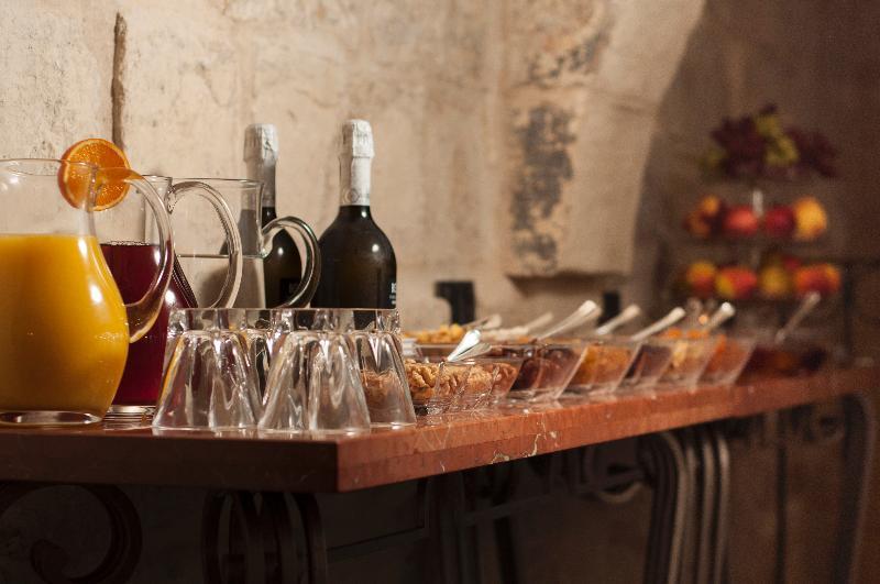 Отель The Coleridge Boutique In 4*